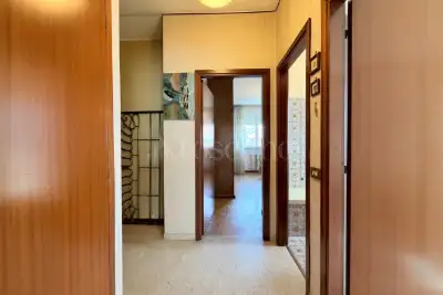 Casa in affitto, Via Antonio Gramsci, Opera