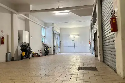 Garage in vendita, Via Francesco Marconi, Roma
