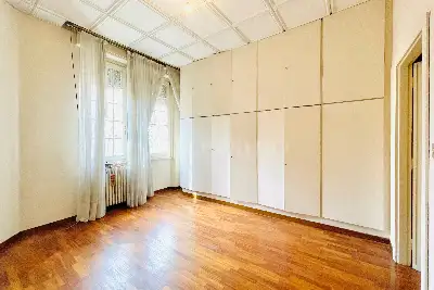 Palazzo in vendita, Via Luigi Apollonio, Brescia