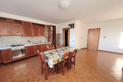 Casa in vendita, Via Monte Grappa, Monterotondo