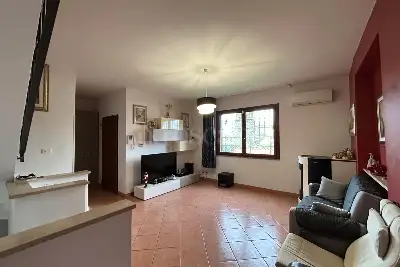 Villa in vendita, Via Vandoies, Roma