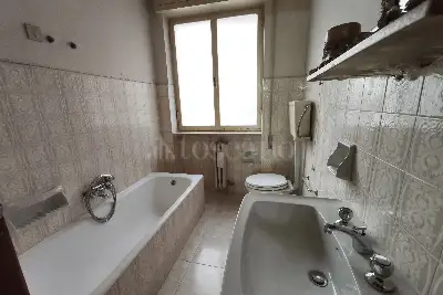 Casa in vendita, Via Martiri delle Fosse Ardeatine, Brindisi