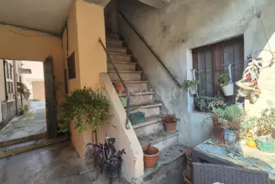 Casa Indipendente in vendita, Via Cristoforo Colombo, Borgosatollo