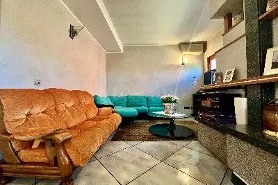 Villa in vendita, Via Pratomaggiore , Desenzano del Garda