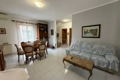 Villa in vendita, Via Taleggio, Roma