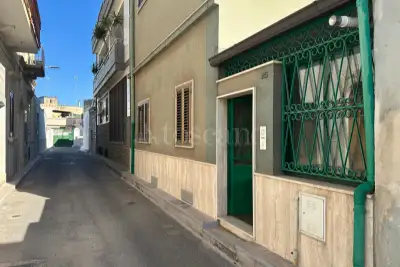 Casa in vendita, Via Regina Elena, Bari