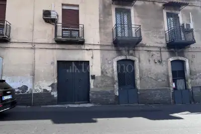 Casa in vendita, Via Palermo, Catania