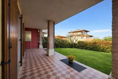 Casa in vendita, Via Castelletto, Pozzolengo
