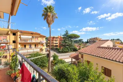 Casa in vendita, Via Taleggio, Roma
