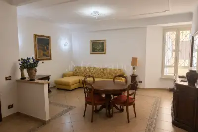 Casa in vendita, Via Santamaura, Roma