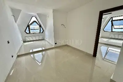 Casa in vendita, Via Michelangelo, Nettuno