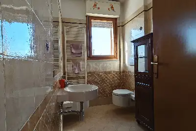 Casa in vendita, Via Bonaguida Lucari, Siena