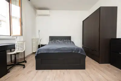 Casa in affitto, Via Vittoria Colonna, Milano