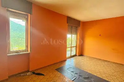 Palazzo in vendita, Via Alcide De Gasperi, Grottolella, Grottolella