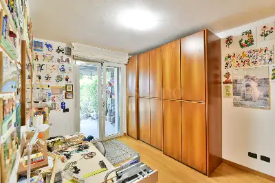 Casa in vendita, Via Riazzolo, Erba