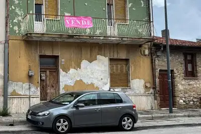 Casa Indipendente in vendita, Via San Francesco, Avezzano