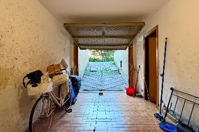 Villino a Schiera in vendita, Via del Fosso dell'Acqua Mariana, Roma