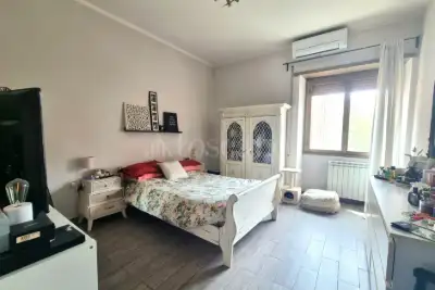 Casa in vendita, Via Tuscolana, Roma