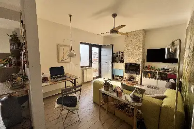 Villa in vendita, Via Dora Baltea, Pomezia