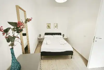 Palazzo in vendita, Via Madonna della Volta, Palermo