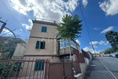 Casa in vendita, Via dei Candiano, Roma