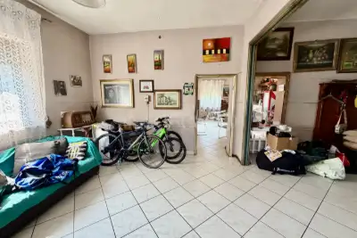 Negozio in affitto, Via della Pendolina, Brescia