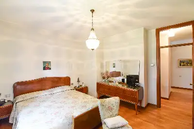 Villa in vendita, Via Al Ronco, Como