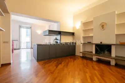 Casa in vendita, Via Pietro Maroncelli, Milano