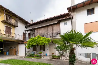 Casale in vendita, Via Roma, Aviano