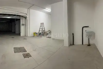 Garage in vendita, Via delle Calasanziane, Roma