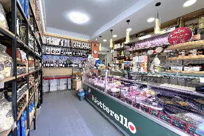 Negozio in vendita, Via Gaetano Rappini, Roma