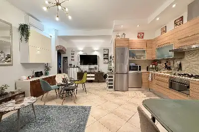 Casa in vendita, Via San Bernardo 22/8, Milano