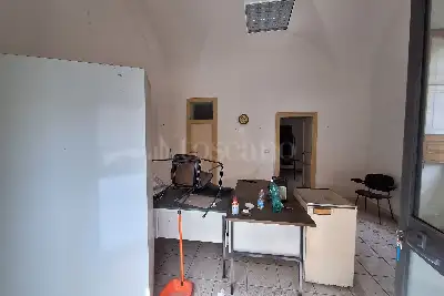 Negozio in vendita, Via D'Amico, Catania