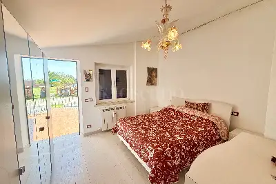 Casa Indipendente in vendita, Via Spino Bianco, Nettuno