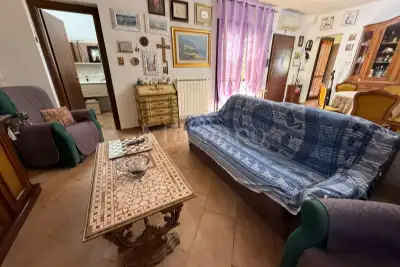 Villa Bifamiliare in vendita, Via Montaldeo, Roma