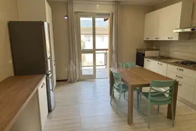 Casa in vendita, Via Paolo Riccardi, Brescia