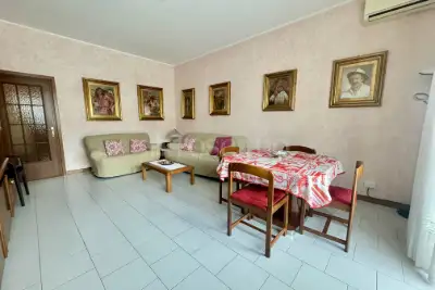 Casa in vendita, Via Niccolò Copernico, Corsico