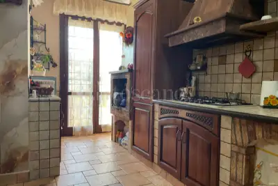 Villa Plurifamiliare in vendita, Via dei Remondini, Roma