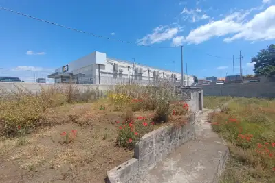 Edificabile Commerciale in vendita, Via Montello, San Giovanni la Punta