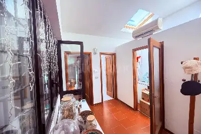 Villino a Schiera in vendita, Via Sem Benelli, Prato