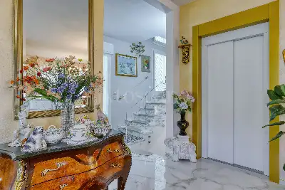 Villa in vendita, Via Luigi Pirandello, Camaiore