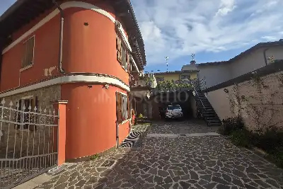 Casa Indipendente in vendita, Ad.ze Casa Natale di Papa Paolo VI, Concesio