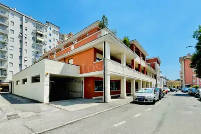 Ufficio in vendita, Via Cabrini, Brescia