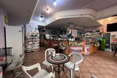 Negozio in vendita, Via Statilio Ottato, Roma