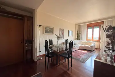 Casa in vendita, Via Cardinale Mezzofanti, Milano