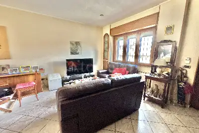 Villa Bifamiliare in vendita, Via Camillo Mastrocinque, Roma