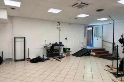 Magazzino in vendita, Via Icaro, Ciampino