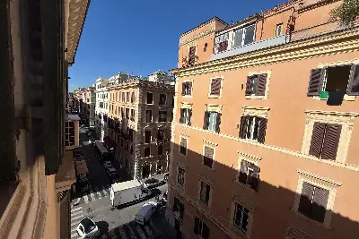 Casa in vendita, Via Castelfidardo, Roma