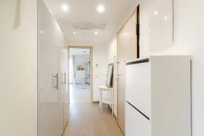 Casa in vendita, Via Carlo Farini, Milano