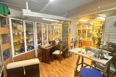 Negozio in vendita, Via Giuseppe Garibaldi, Olbia